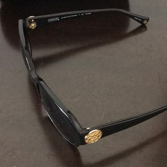 Coach Sunglasses - Picture 5 of 6